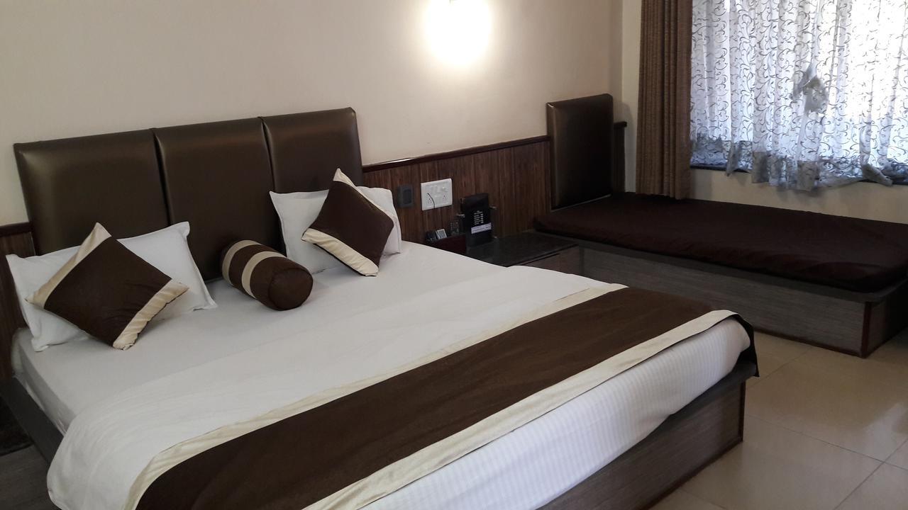 Savshanti Lake Resort Saputara Εξωτερικό φωτογραφία